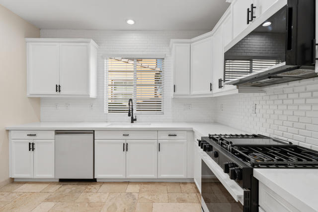 3 Bed Home for Sale in Palm Desert, California