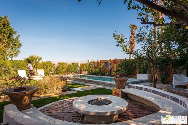 2072 Arnico Street, Palm Springs CA: https://media.crmls.org/mediaz/3c2c9774-9ff0-4ca5-8b64-2f11fdf072a1.jpg