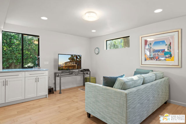 Image 24 of 66 For 2580 La Condesa Drive