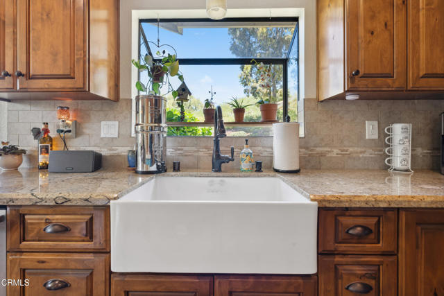 6378 Lada Avenue, Camarillo CA: https://media.crmls.org/mediaz/3c2d5669-4a1a-4d32-8d1b-009964f9d3cb.jpg