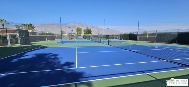 5920 Paradise Plaza, Palm Springs CA: https://media.crmls.org/mediaz/3c2ea2df-83f3-44fc-a7fb-bf3704f4816e.jpg