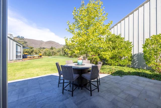 28069 Heron Court, Carmel Valley CA: https://media.crmls.org/mediaz/3c2f2e30-3898-4b0e-aa4a-6048a8795a0a.jpg