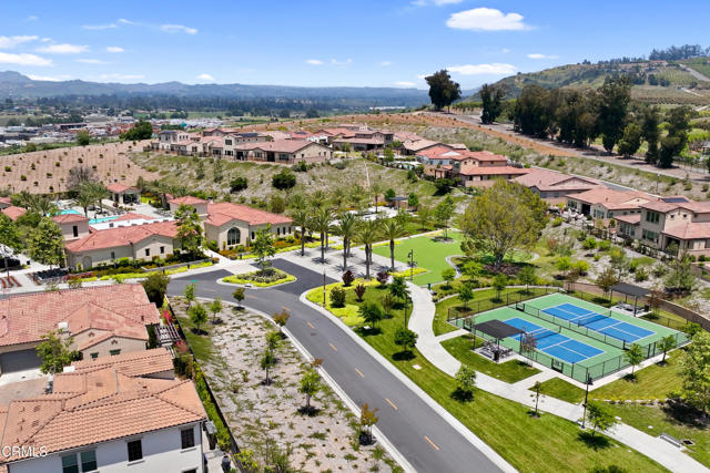 5024 Rexton Drive, Camarillo CA: https://media.crmls.org/mediaz/3c3144c0-4567-41b4-9cc6-ec27fc6d14d3.jpg