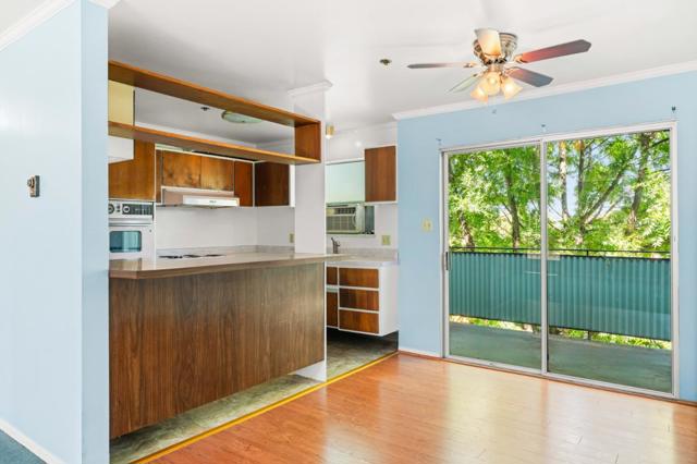 464 Clinton Street, Redwood City CA: https://media.crmls.org/mediaz/3c3158d6-c54a-4883-b65f-4e3fe57cb13b.jpg