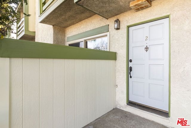 7550 Zombar Avenue, Van Nuys CA: https://media.crmls.org/mediaz/3c31f617-b1b2-4d41-9159-2d4003804f09.jpg
