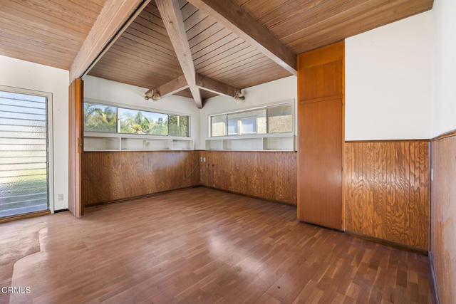 Detail Gallery Image 6 of 15 For 630 W Roderick Ave, Oxnard,  CA 93030 - 3 Beds | 2 Baths