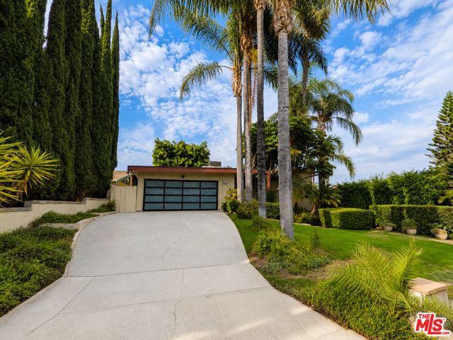 13523 Hartland Street photo 37
