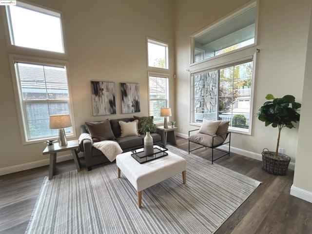 8040 Kelok Way, Clayton CA: https://media.crmls.org/mediaz/3c34d7ac-48e1-48a1-98e7-247cd938efd8.jpg