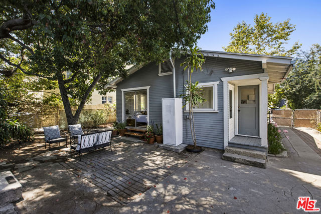 3865 Brunswick Avenue, Los Angeles CA: https://media.crmls.org/mediaz/3c350b02-33a7-4b78-84d7-6227714fb38c.jpg