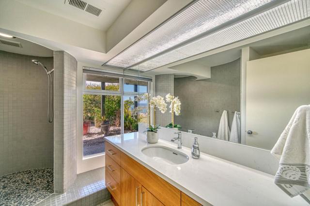 420 Seaview Drive, Aptos CA: https://media.crmls.org/mediaz/3c35b6a4-1142-4a5c-ad02-d1b5de0b3933.jpg