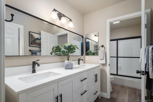13413 Landfair Rd, San Diego CA: https://media.crmls.org/mediaz/3c36089a-5ac7-45c6-92e1-3051ccfdf71e.jpg