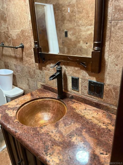 4727 Choctaw Dr., San Diego CA: https://media.crmls.org/mediaz/3c3652db-d005-4835-89ff-6a995c853934.jpg