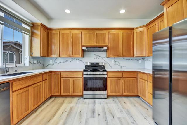 18437 Opal Lane, Morgan Hill CA: https://media.crmls.org/mediaz/3c36ad43-f05a-484c-86fb-9b00ceda489d.jpg
