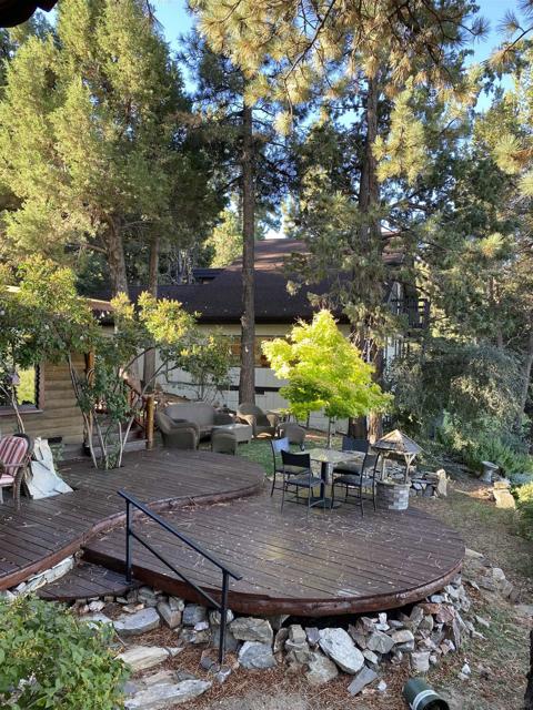 43133 Sheephorn Rd, Big Bear CA: https://media.crmls.org/mediaz/3c376c74-2faa-4d97-8b4e-f27a33b0c045.jpg