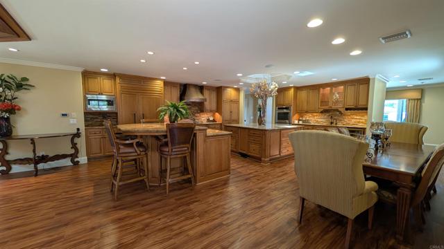 Detail Gallery Image 3 of 39 For 3167 Carnegie Pl, San Diego,  CA 92122 - 3 Beds | 3 Baths