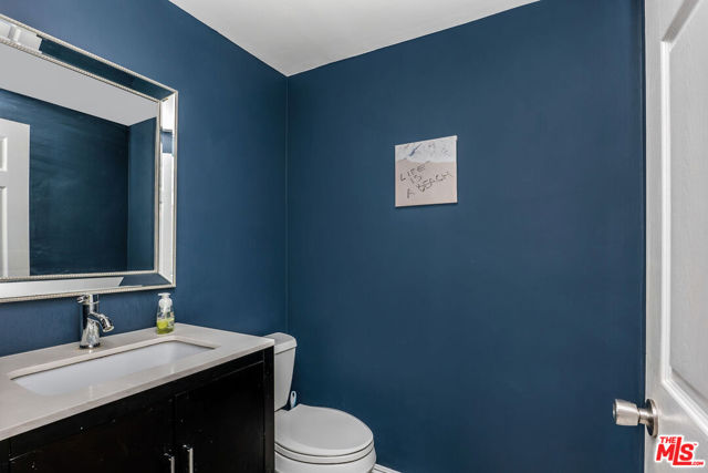 10923 LANDALE Street, 4 photo 6