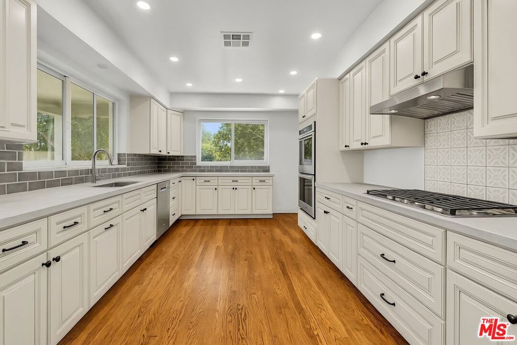MLS #26857669 image #5