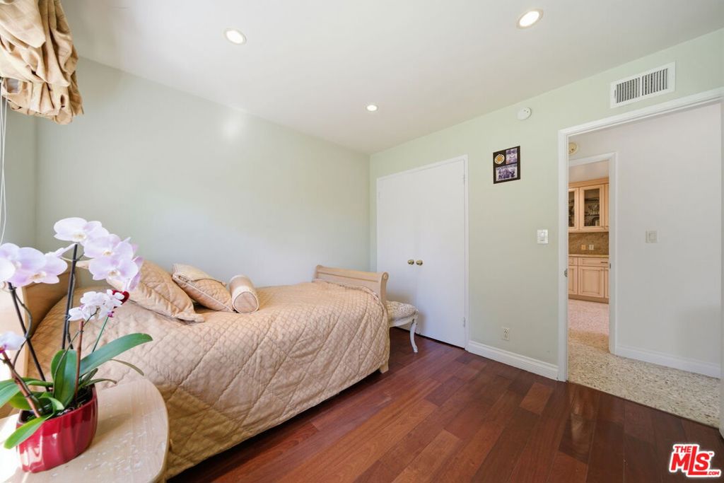 MLS #26658807 image #30