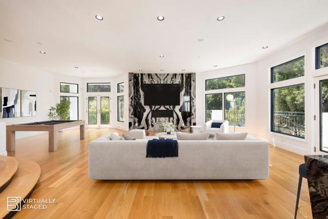 333 Raymundo Drive, Woodside CA: https://media.crmls.org/mediaz/3c39a769-238b-4135-b95a-caacdfd2af3f.jpg