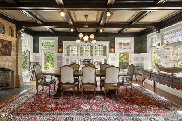 412 Oaklawn Avenue, South Pasadena CA: https://media.crmls.org/mediaz/3c39b165-2fc7-487c-b30e-f96c306b0a1b.jpg