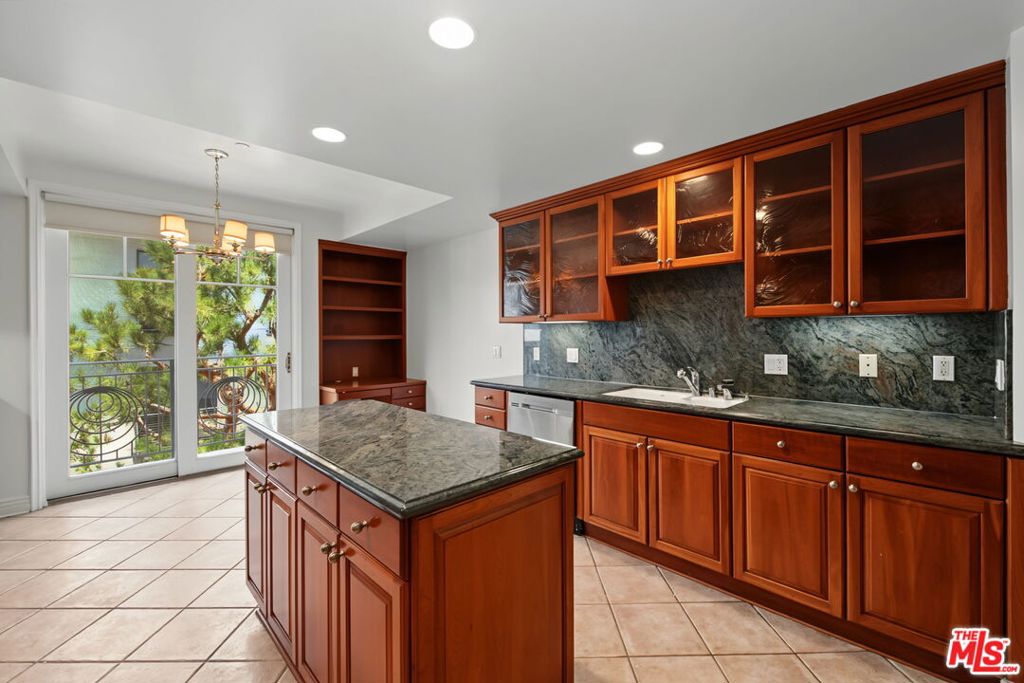 MLS #26855615 image #21