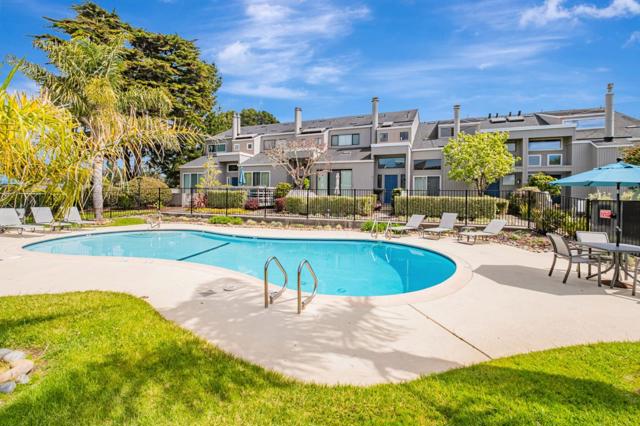 1067 Via Tornasol, Aptos CA: https://media.crmls.org/mediaz/3c3b0e70-22e9-469b-82f9-48d52f292f7c.jpg