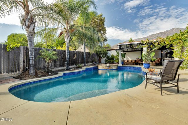 1807 Vistillas Road, Altadena CA: https://media.crmls.org/mediaz/3c3b28a9-c20d-412d-b987-e24f80b42fd1.jpg