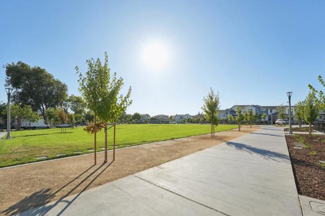 709 Vinemaple Terrace, Sunnyvale CA: https://media.crmls.org/mediaz/3c3c0724-c468-49e5-b1fd-37a0986992b2.jpg
