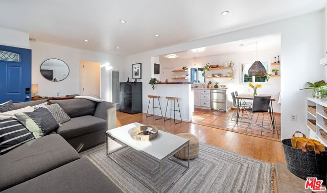 Image 3 of 17 For 342 Palisades Drive