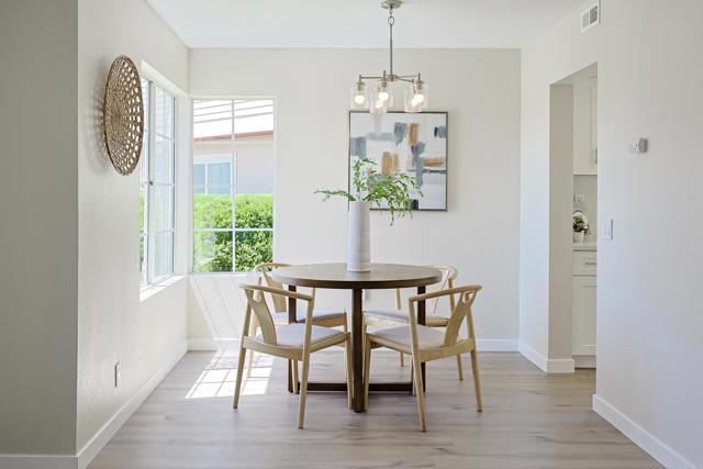 1889 Manzana Way, San Diego CA: https://media.crmls.org/mediaz/3c3de7b3-cdf7-4320-9761-751f71cc8f0e.jpg