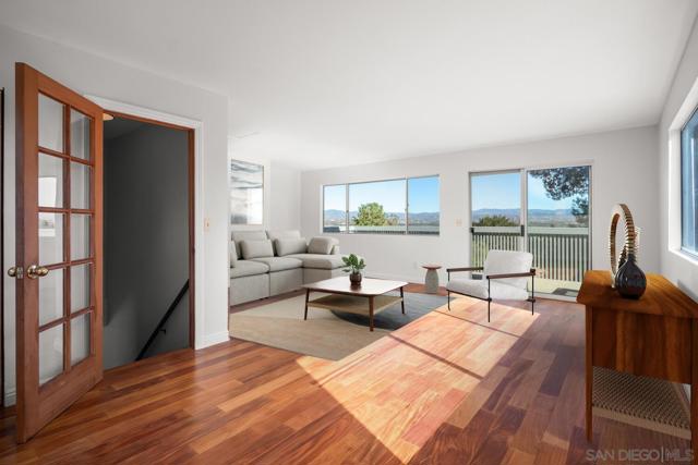 18435 Chablis Rd., Ramona CA: https://media.crmls.org/mediaz/3c3e21c1-e8b6-4e05-bc5f-4b5d9eed91b2.jpg