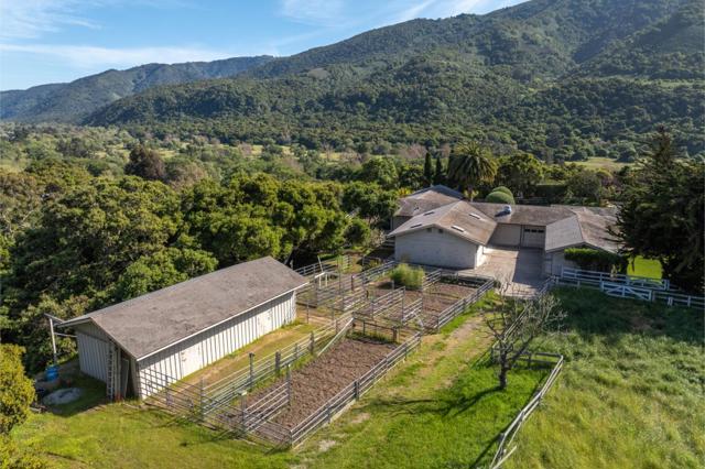 22 Rancho Fiesta Road, Carmel Valley CA: https://media.crmls.org/mediaz/3c3f06b8-0c3d-4d3e-b10c-ff7ecbc97de0.jpg