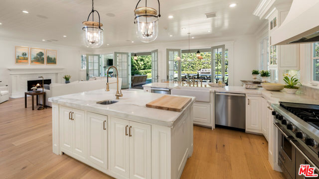 Drew Fenton | 146 N Carmelina Avenue Los Angeles CA | MLS: 7169416