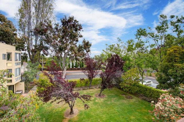 910 Beach Park Boulevard, Foster City CA: https://media.crmls.org/mediaz/3c40ddec-6771-4f2e-8724-82335a9f1e7a.jpg