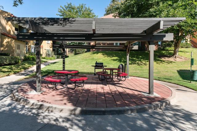 17141 W Bernardo Dr., San Diego CA: https://media.crmls.org/mediaz/3c41d9d5-6e2a-4929-81d5-aca726a90f29.jpg