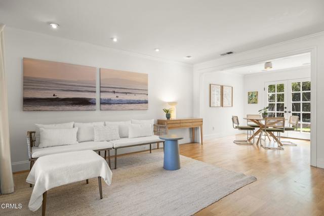 2426 Warbler Avenue, Ventura CA: https://media.crmls.org/mediaz/3c42d0cb-1048-4c97-9d5f-91613c90ddd8.jpg