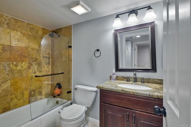 Detail Gallery Image 20 of 29 For 6862 Camino Berdecio, San Diego,  CA 92111 - 3 Beds | 2 Baths