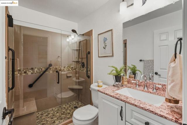 1311 Madison PL, Woodland CA: https://media.crmls.org/mediaz/3c435cbb-5f49-41a6-aca5-4af2f895cbef.jpg