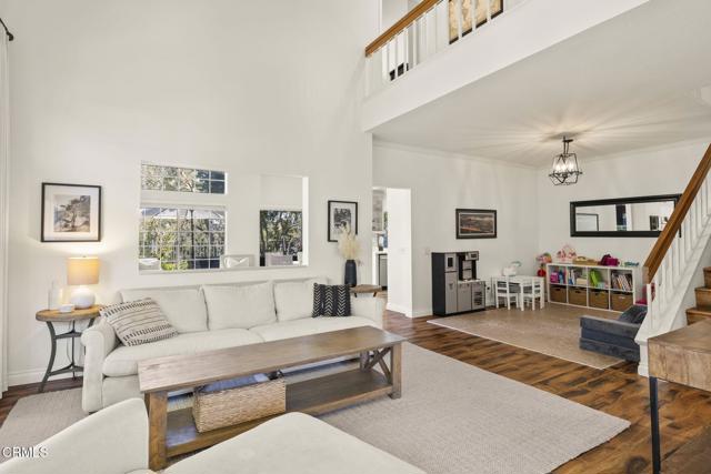 Detail Gallery Image 5 of 54 For 1164 Amberton Ln, Newbury Park,  CA 91320 - 3 Beds | 2/1 Baths
