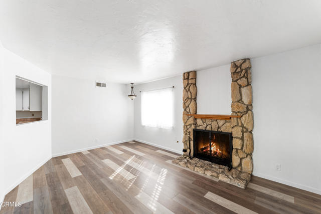 Detail Gallery Image 19 of 45 For 2101 Rhonda St, Oxnard,  CA 93036 - 3 Beds | 2/1 Baths