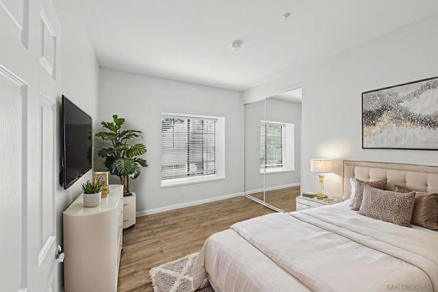 Image 22 of 41 For 16458 Avenida Venusto C  C