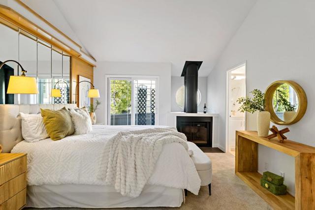 502 W Sunnyoaks Avenue, Campbell CA: https://media.crmls.org/mediaz/3c45f479-a89c-4fe9-8ac3-275cdbc37d8b.jpg
