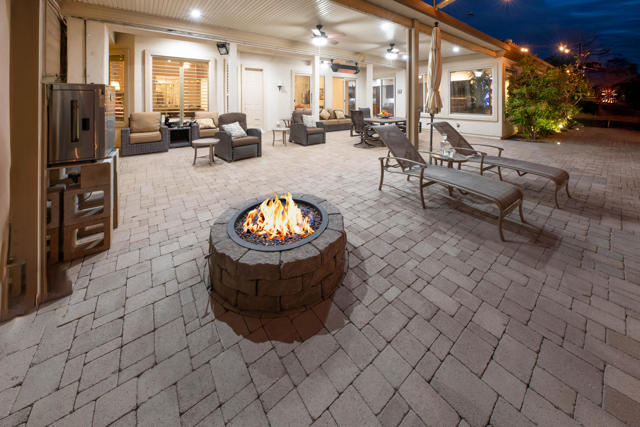 57 Laken Lane, Palm Desert CA: https://media.crmls.org/mediaz/3c460df1-95a9-439d-bc73-573acc3f0b77.jpg