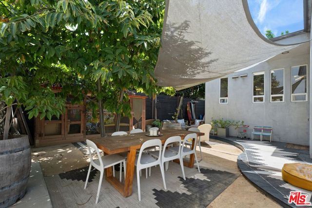 2320 Walnut Avenue photo 34