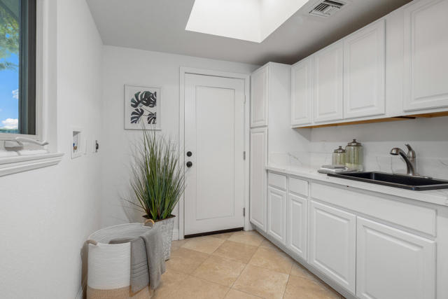 72020 Palm Crest Drive, Rancho Mirage, CA 92270