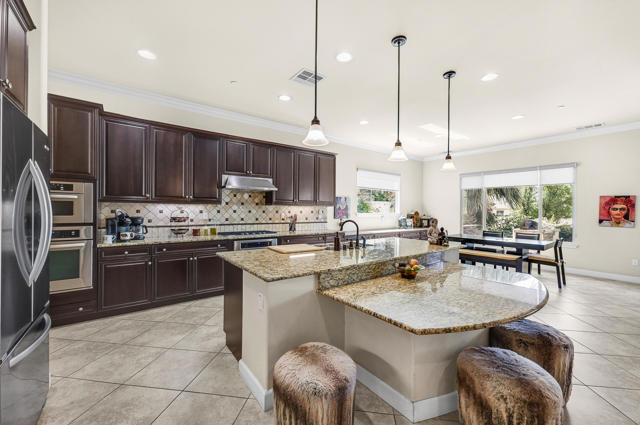 81569 Corte Monteleon, Indio CA: https://media.crmls.org/mediaz/3c46fdaf-743d-4fab-9042-cb0d75c0c9b7.jpg