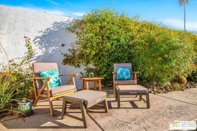 45864 Shadow Mountain Drive, Palm Desert CA: https://media.crmls.org/mediaz/3c47392c-6980-45db-8d44-ade959ed3ae0.jpg