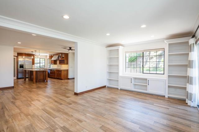 Detail Gallery Image 20 of 70 For 1210 Cypress Dr, Vista,  CA 92084 - 5 Beds | 4 Baths