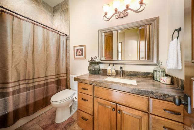 Detail Gallery Image 17 of 74 For 11782 Betsworth Rd, Valley Center,  CA 92082 - 4 Beds | 3 Baths