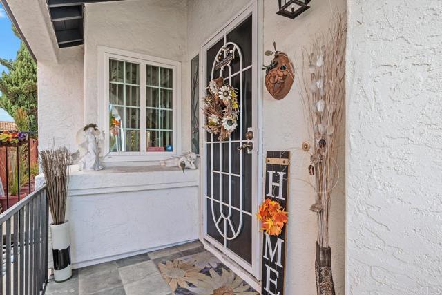 2175 Castilla Way, Oceanside CA: https://media.crmls.org/mediaz/3c47d74d-8601-41a8-957b-a784ce67b7b0.jpg